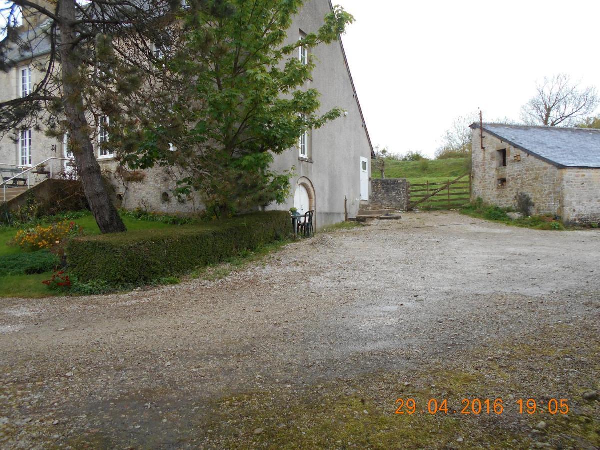 Bed and Breakfast Ferme Manoir La Fiere Sainte-Mère-Église Exterior foto