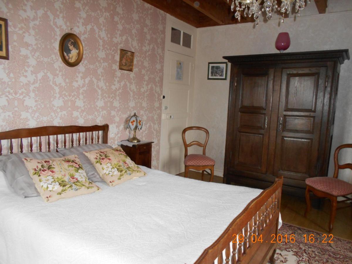 Bed and Breakfast Ferme Manoir La Fiere Sainte-Mère-Église Exterior foto